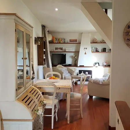 House Bon Bon *